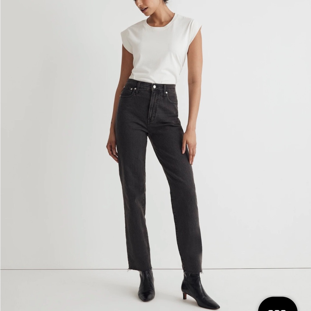 Madewell The Perfect Vintage Jean in Lunar wash. Size 25. Gently worn.